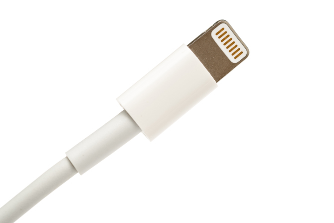 Kabel Petir Apple