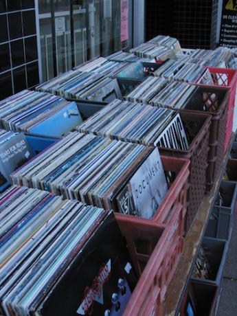 vinyl-recordstore