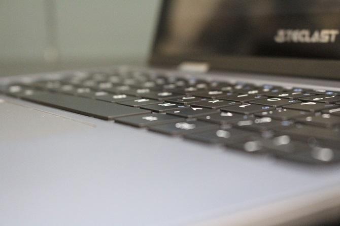 Teclast F5 Keyboard Close Up