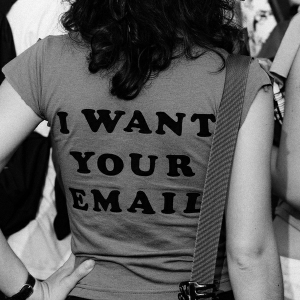 The Revolution Of Email [INFOGRAPHIC] iwantyouremail