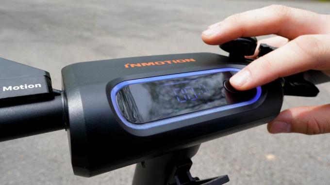 Layar LCD Inmotion S1
