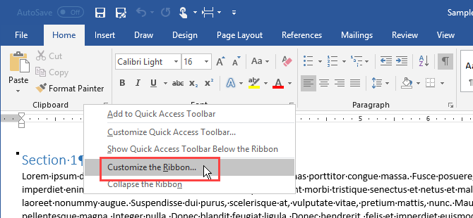 Klik kanan pada pita di Microsoft Word dan pilih Customize the Ribbon