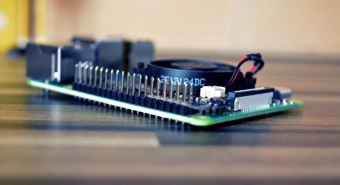 Pin GPIO pada Raspberry Pi 4 8GB