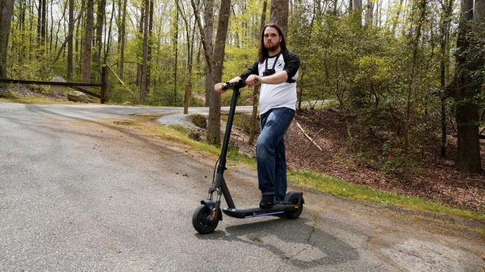 Inmotion satu kaki di dek