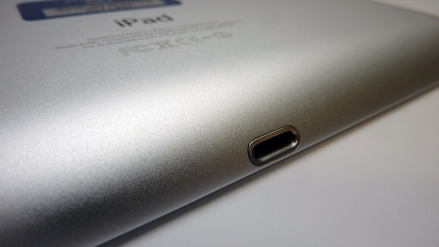 menjual-ipad-back-lightning-port