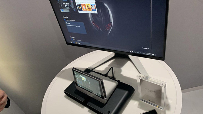 Alienware's Concept UFO Bisa Jadi Masa Depan Gaming Portable Konsep alienware ufo ces2020 2