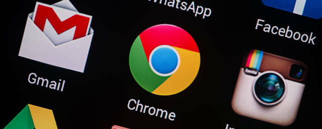 cara-smartphone-diretas-chrome