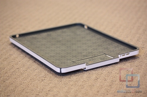 MakeUseOf Review & Giveaway: CandyShell iPad Case oleh Speck IMG 2126