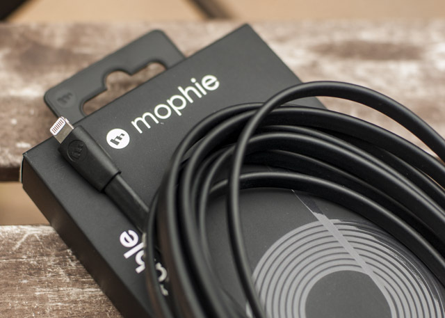 Round-Up Review Kabel Petir mophie