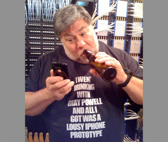 woz-iphone-beer