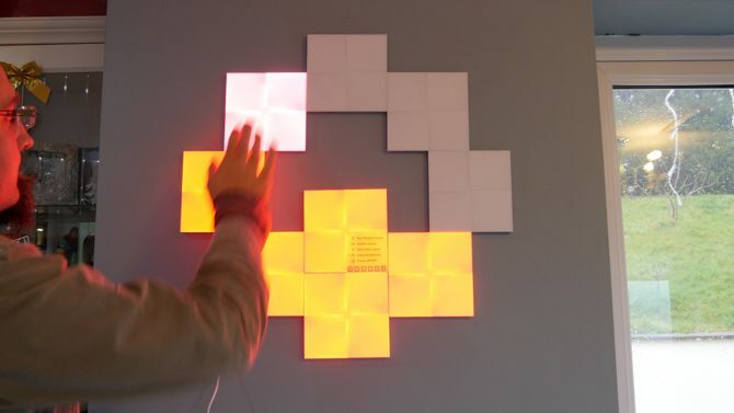 Kanvas Nanoleaf: Paling Keren. Lampu. Pernah. kanvas nanoleaf menyentuh 670x377