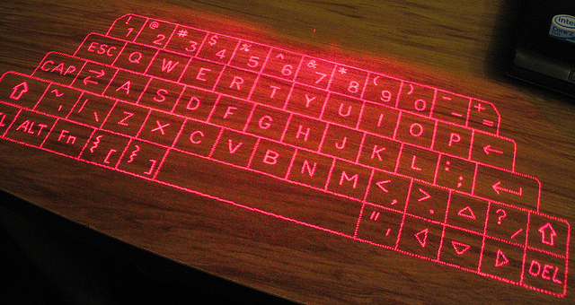 laser-proyeksi-keyboard