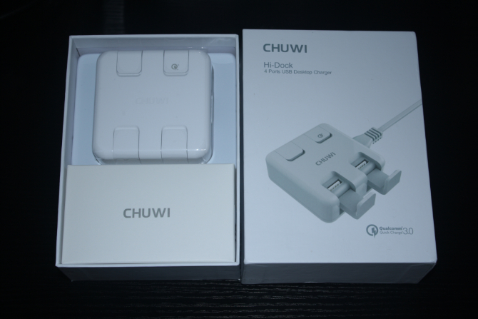 Review Charger Hi-Dock Desktop Chuwi (dan Giveaway) membuka kotak dock