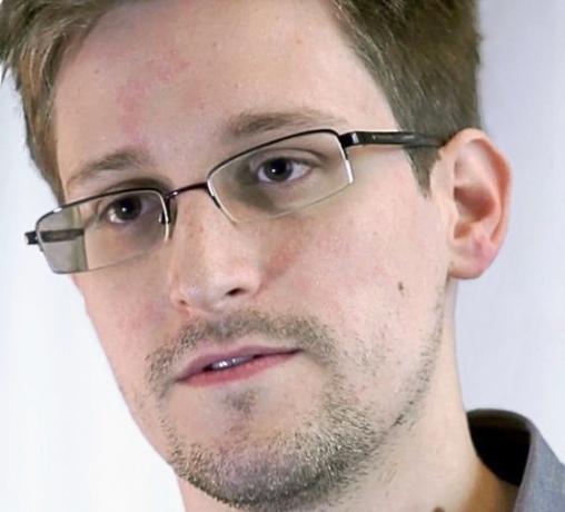 keamanan cia pengawasan edward snowden