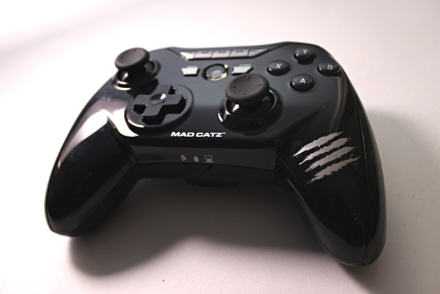 ulasan tentang mad catz mojo konsol