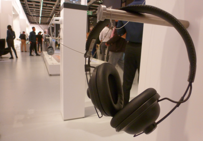 Headphone di IFA 2018: Apa yang Baru dan Apa yang Populer? Panasonic HTX 80B 001 IFA 2018