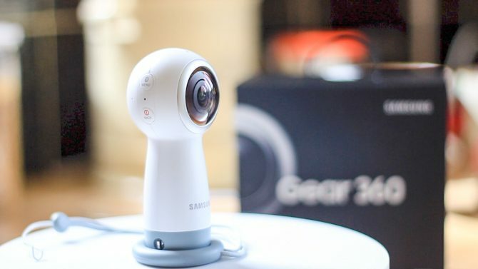 Samsung Gear 360 (2017) Review & Giveaway gear360 ulasan cincin karet 670x377