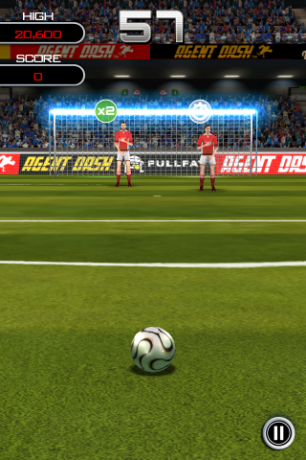 mengibaskan iphone sepak bola