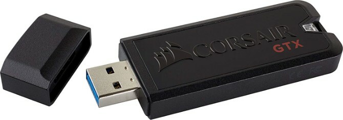 Corsair flash voyager gtx memiliki kecepatan baca terbaik dari semua flash drive