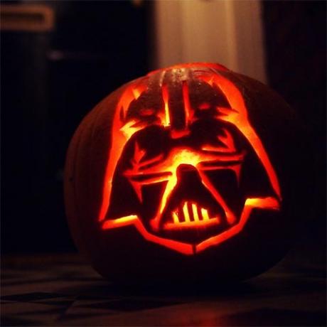 geeky-pumpkins-darth-vader