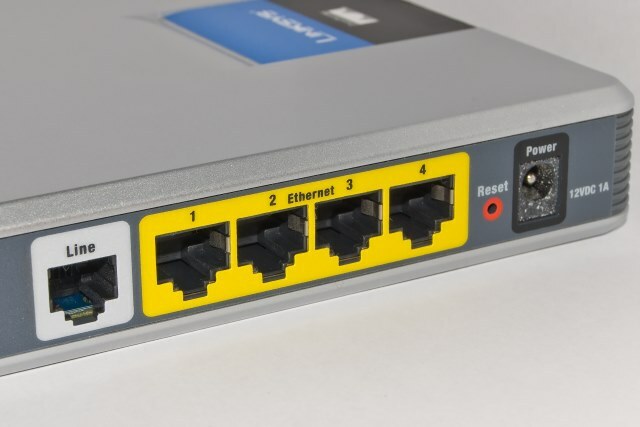 Koneksi pada Router Modem ADSL